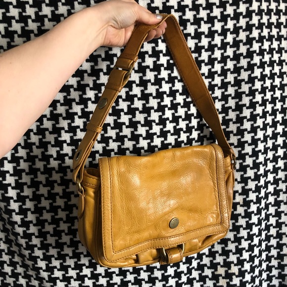 🔴 SOLD 🔴 - Marc by Marc Jacob’s leather purse. Y2k shoulder style handbag - Picture 2 of 11